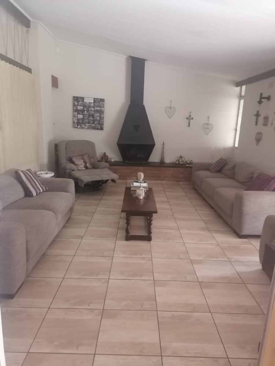 To Let 4 Bedroom Property for Rent in Sasolburg Ext 15 Free State